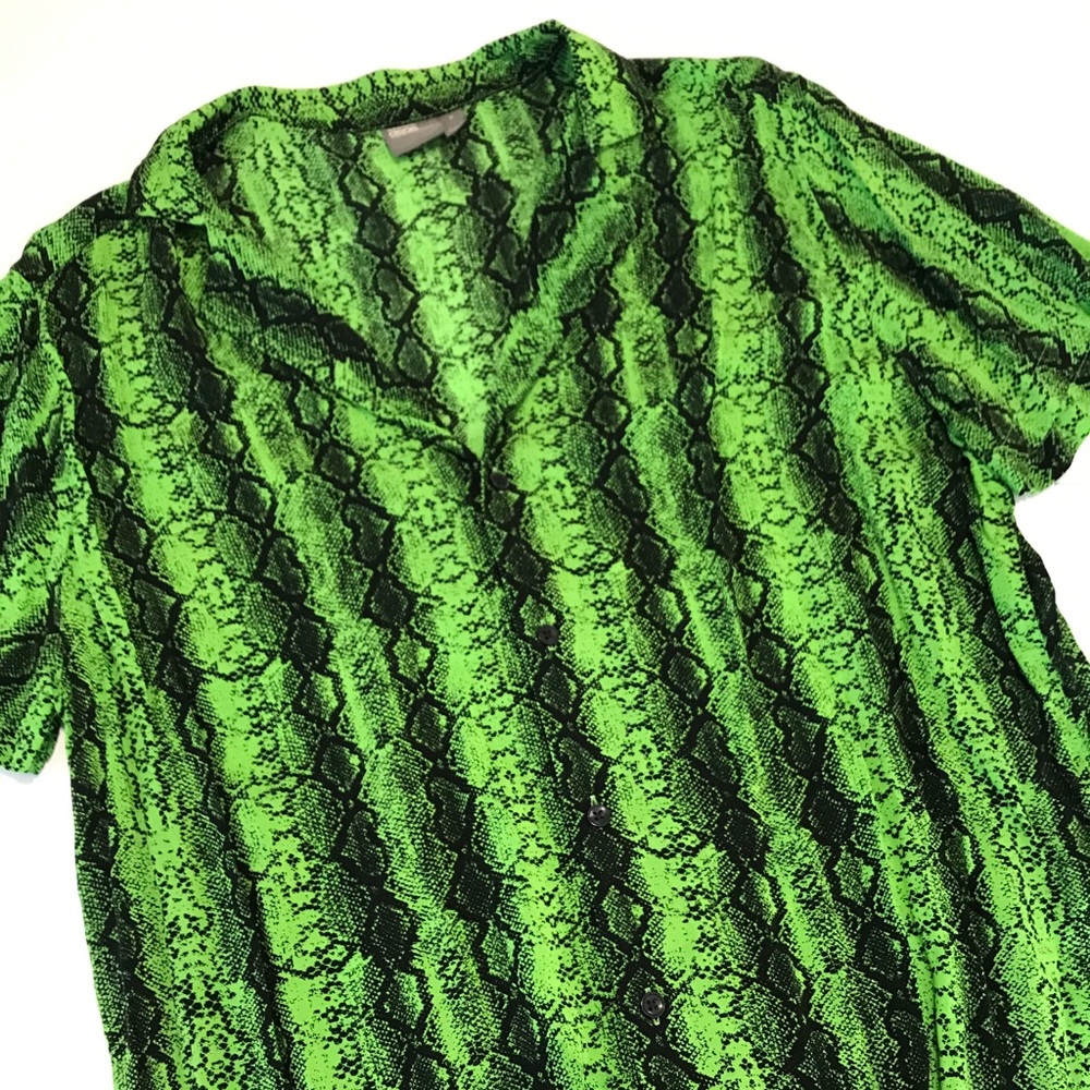 Asos Shirt Button Down Snake Print Medium - Picture 4 of 16